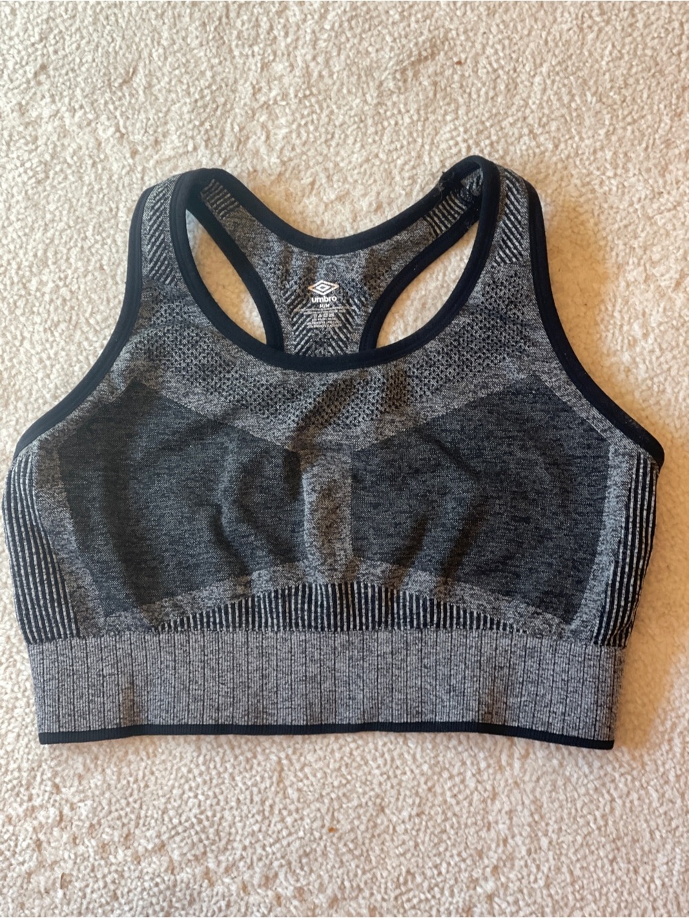 Umbro Gray & Black Seamless Racerback Sports Bra